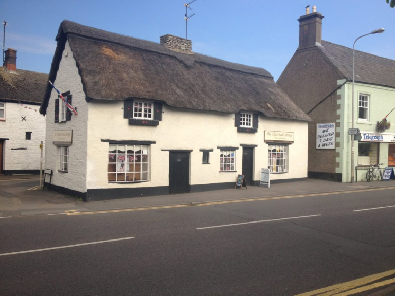 Higham Ferrers Travel Guide: History, Markets & Events in Northamptonshire