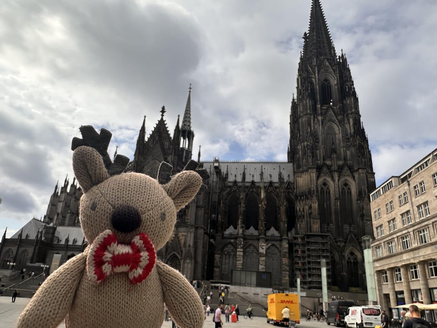 Rupert the reindeer in front of Cologne Cathedral in Germany