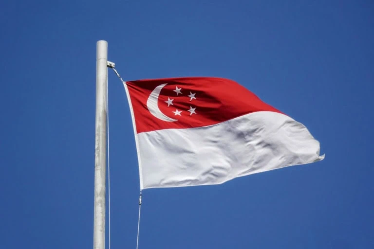 Singapore Travel Guide:Smart Tips, Transport, Apps & Local Secrets