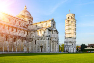 Leaning Tower of Pisa and Pisa Cathedral in Piazza dei Miracoli, Italy