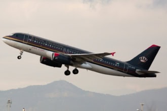 Royal Jordanian Airbus A320 taking off