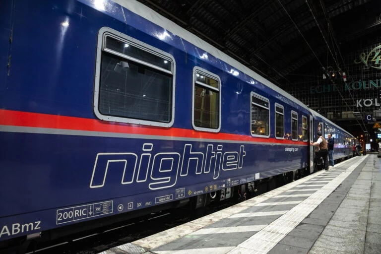 European Sleeper Trains Guide: Routes, Cabins & How to Book