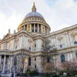 St Paulโs Cathedral London exterior showing the large dome and main entrance