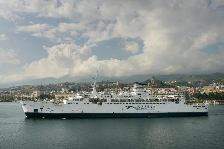 Sicily Ferry Guide: Routes, Malta, Italy & Island Ferries