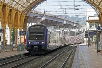 TER regional train at Nice-Ville Station on the French Riviera, part of the rail network covered by the Pass SudAzur transport pass.