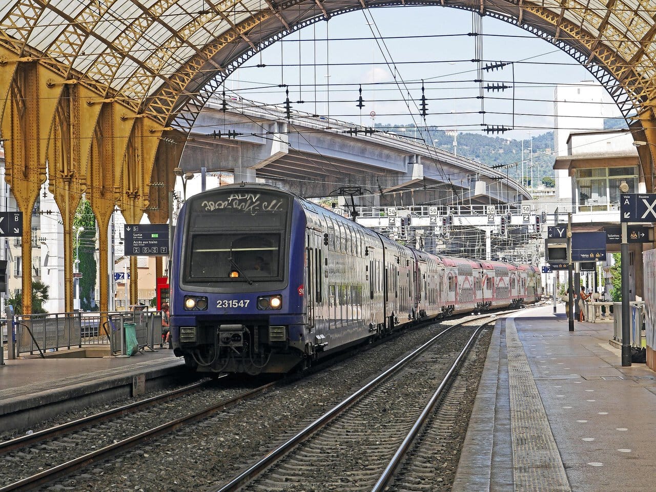 TER regional train at Nice-Ville Station on the French Riviera, part of the rail network covered by the Pass SudAzur transport pass.