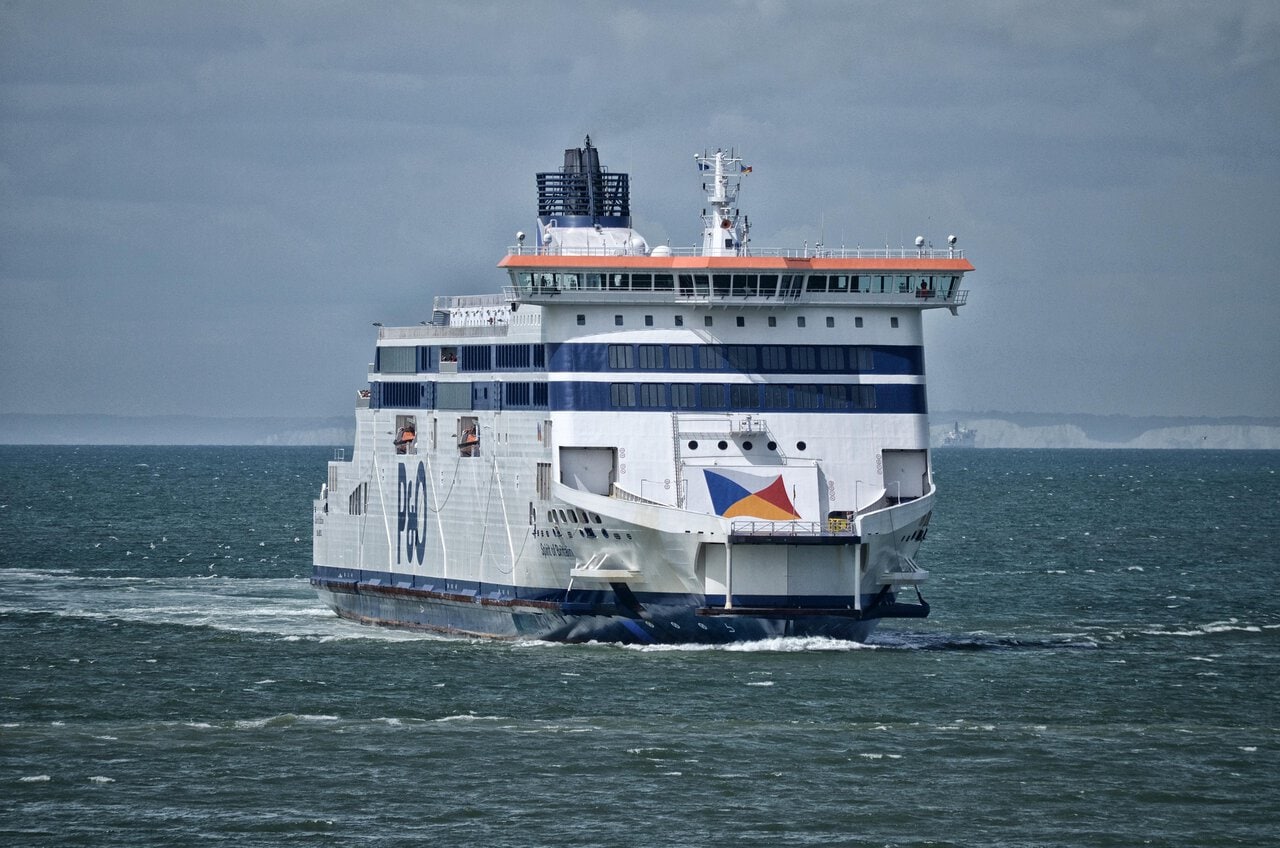 Calais Ferry Port, France - ferry routes and crossing guide
