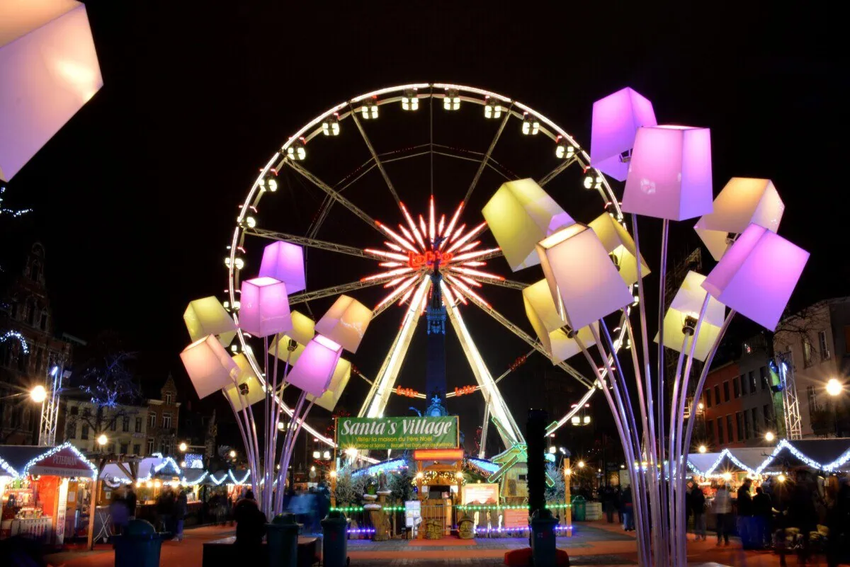 Brussels Christmas market with Ferris wheel at night