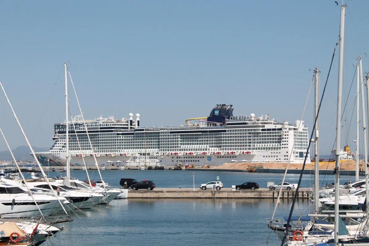 Cruise ship and yachts in the Port of Palma in Mallorca