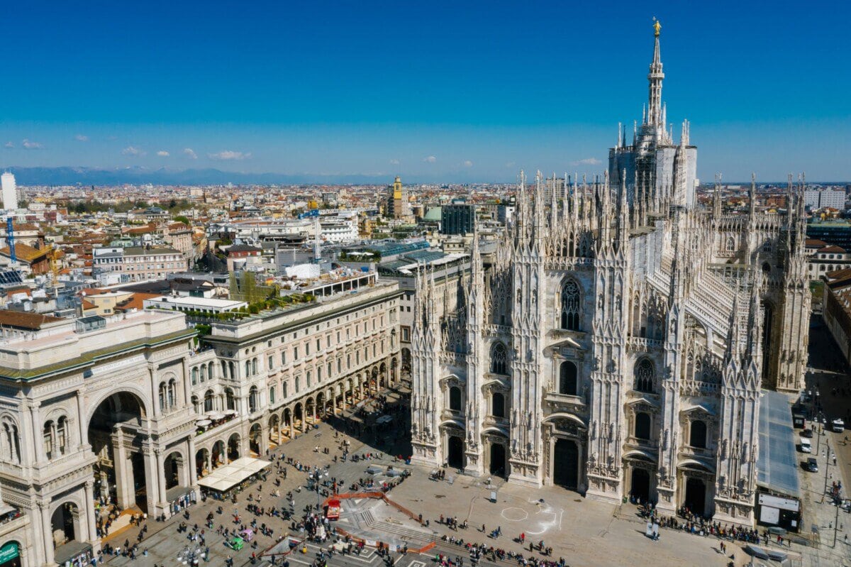 Duomo di Milano and Galleria Vittorio Emanuele II viewed from above
