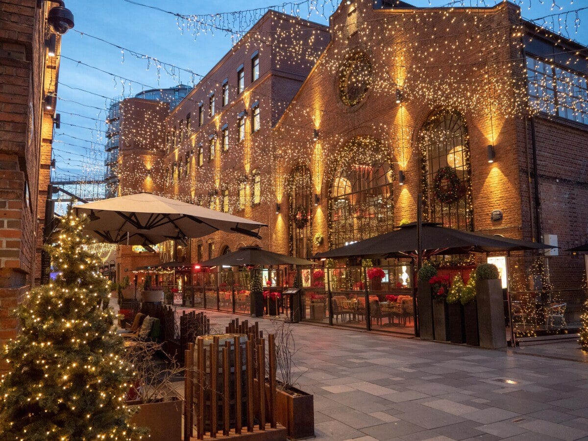 Christmas lights and decorated buildings in Oslo